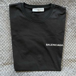 Brand NEW men’s Balenciaga Tee size M